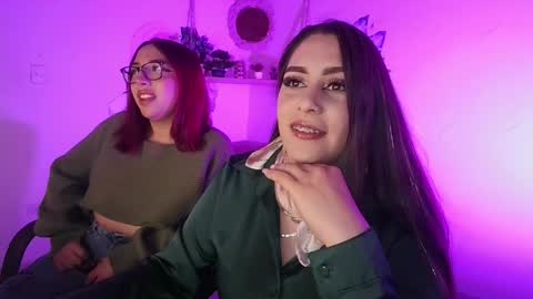Snapshot of michell_h chatting on April 16, 2026, 3:40 am Nani online show from April 16, 2026, 3:40 am