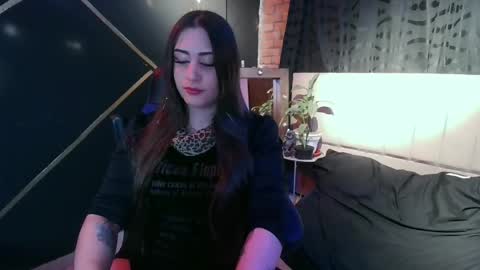 Snapshot of michell_h chatting on May 27, 2026, 2:41 am Nani online show from May 27, 2026, 2:41 am