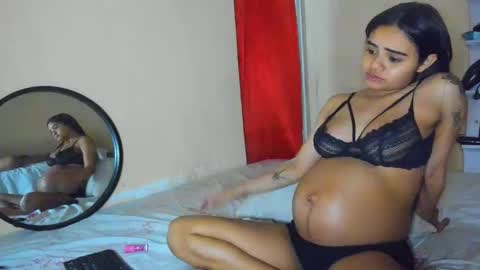 michell_smiths online show from April 29, 2026, 8:07 am