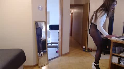 Snapshot of michelle209 chatting on February 27, 2025, 10:09 pm Michelle online show from February 27, 2025, 10:09 pm