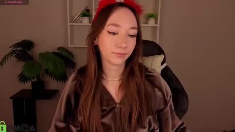 Snapshot of michelle__allen chatting on January 17, 2026, 1:10 am Michelle online show from January 17, 2026, 1:10 am