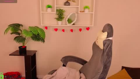 Snapshot of michelle__allen chatting on February 10, 2026, 1:10 am Michelle online show from February 10, 2026, 1:10 am