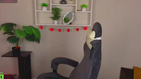 Snapshot of michelle__allen chatting on February 11, 2026, 1:10 am Michelle online show from February 11, 2026, 1:10 am