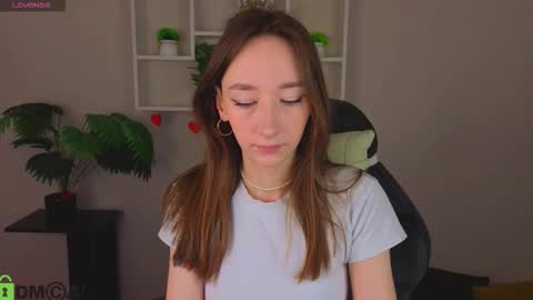 Snapshot of michelle__allen chatting on February 14, 2026, 1:13 am Michelle online show from February 14, 2026, 1:13 am