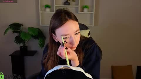 Snapshot of michelle__allen chatting on March 1, 2026, 12:56 am Michelle online show from March 1, 2026, 12:56 am