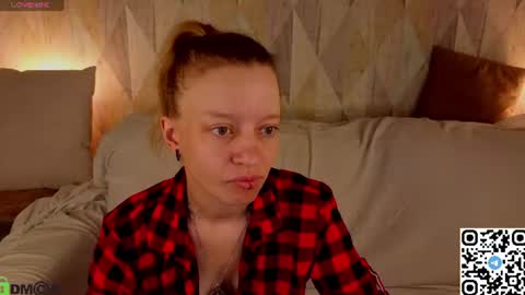 Snapshot of michelle_blond chatting on June 15, 2026, 1:08 am michelle_blond online show from June 15, 2026, 1:08 am