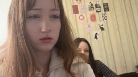 Snapshot of michelle_neely chatting on September 23, 2025, 9:23 am michelle_neely online show from September 23, 2025, 9:23 am
