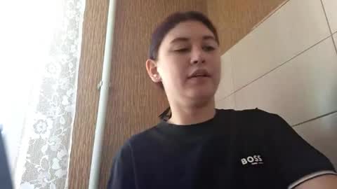 Leila online show from March 2, 2026, 10:33 am