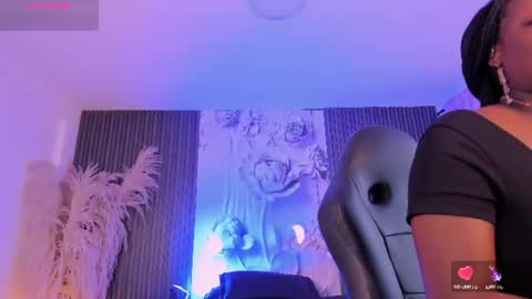 Snapshot of michellepreston_ chatting on July 1, 2026, 12:07 pm michellepreston_ online show from July 1, 2026, 12:07 pm