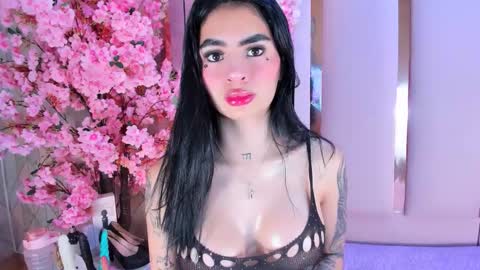 Michelle  online show from November 24, 2025, 9:25 pm