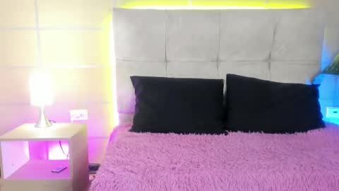 michonne_09 online show from November 12, 2025, 8:30 pm