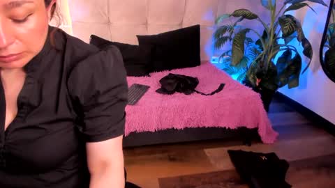 michonne_09 online show from June 11, 2026, 9:24 pm
