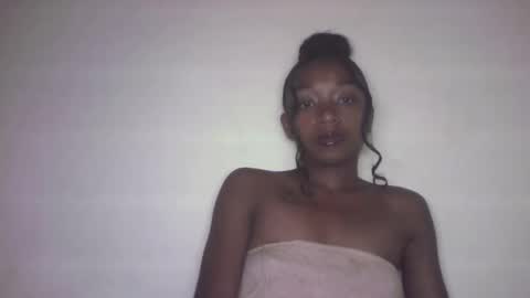 michou_69 online show from May 24, 2026, 8:08 am