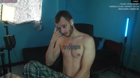 Snapshot of mickey_pict chatting on February 10, 2025, 5:47 am Mickey online show from February 10, 2025, 5:47 am