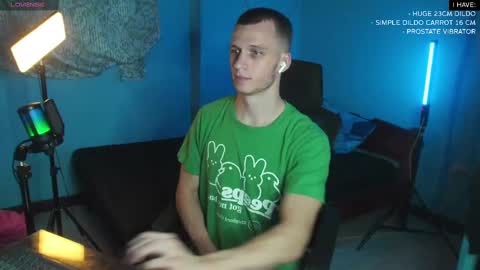 Snapshot of mickey_pict chatting on February 13, 2025, 5:22 pm Mickey online show from February 13, 2025, 5:22 pm