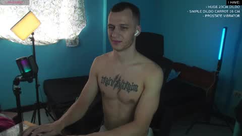 Snapshot of mickey_pict chatting on February 14, 2025, 5:51 am Mickey online show from February 14, 2025, 5:51 am