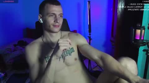 Snapshot of mickey_pict chatting on March 3, 2025, 2:26 pm Mickey online show from March 3, 2025, 2:26 pm