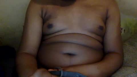 Snapshot of mickkzzx chatting on December 7, 2024, 5:42 pm mickkzzx online show from December 7, 2024, 5:42 pm