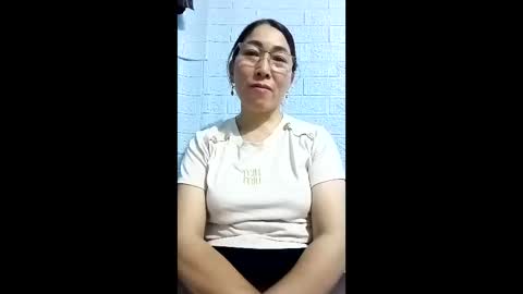 Miky online show from April 26, 2026, 4:10 am