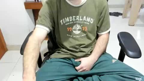 microfama00 online show from February 5, 2026, 8:08 am