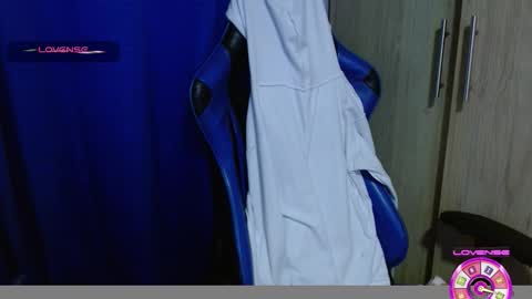 vanesa sexy online show from March 4, 2026, 1:44 am