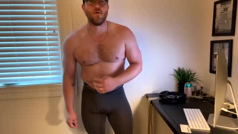 middleagedcowboy online show from April 8, 2026, 6:19 pm