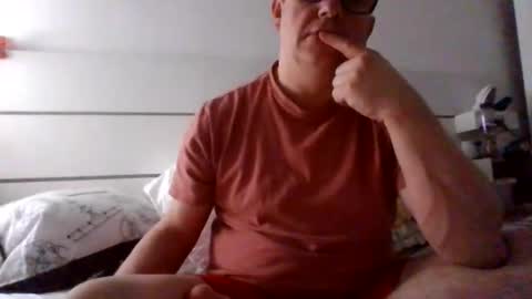 middleton2021 online show from November 25, 2025, 9:26 pm