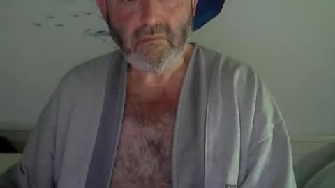 kike online show from March 8, 2025, 5:22 pm