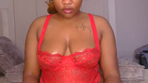 Kelly online show from April 15, 2026, 10:33 am