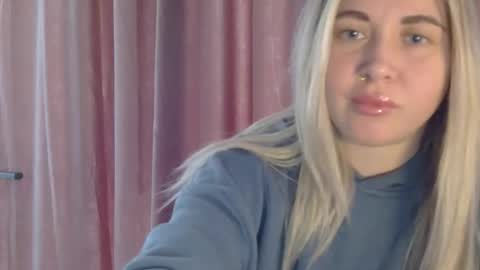 Snapshot of midnight_lace1 chatting on February 26, 2026, 9:30 am Midnight lace1 online show from February 26, 2026, 9:30 am