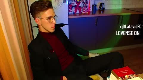 Snapshot of midnighter__ chatting on September 22, 2025, 3:19 am Alexey or just Alex online show from September 22, 2025, 3:19 am