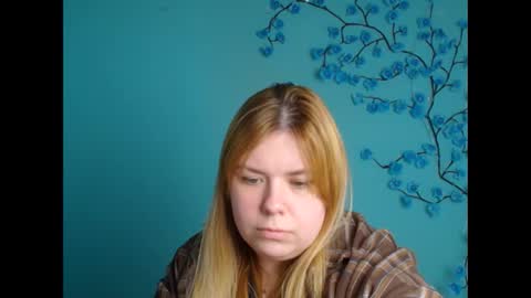 Snapshot of midnightmariana chatting on May 11, 2026, 4:04 pm Mariana online show from May 11, 2026, 4:04 pm