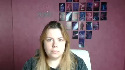 Snapshot of midnightmariana chatting on June 17, 2026, 5:21 am Mariana online show from June 17, 2026, 5:21 am