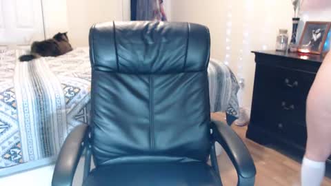 Snapshot of midsummernightsdream chatting on March 4, 2025, 2:17 am MidsummerNightsDream online show from March 4, 2025, 2:17 am