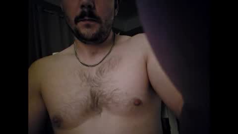 Snapshot of midwest_stroker chatting on April 1, 2026, 4:02 am Midwest stroker online show from April 1, 2026, 4:02 am