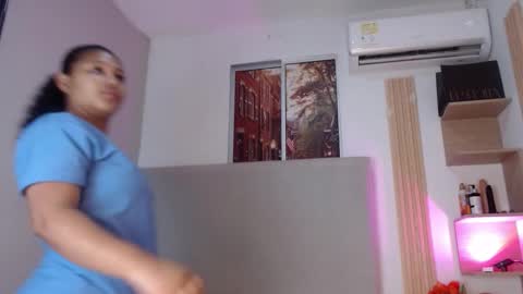 Snapshot of miel_alisha chatting on March 24, 2026, 12:21 pm miel online show from March 24, 2026, 12:21 pm