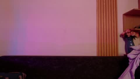 Snapshot of miel_alisha chatting on April 9, 2026, 12:10 pm miel online show from April 9, 2026, 12:10 pm