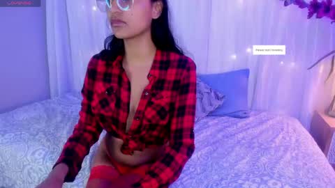 miel_ambar online show from May 24, 2026, 6:24 pm
