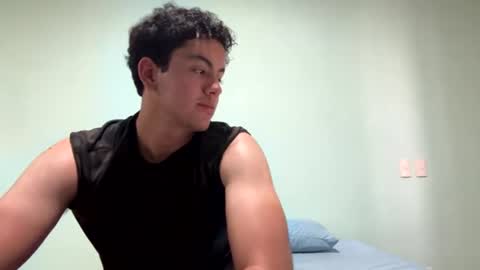 Snapshot of migguev chatting on June 29, 2026, 8:31 pm migguev online show from June 29, 2026, 8:31 pm