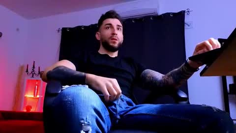 MightyAaron online show from February 6, 2026, 5:01 am