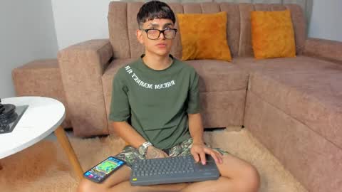 miguel_turqueza online show from May 7, 2026, 8:42 am