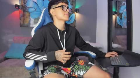 miguel_turqueza online show from May 8, 2026, 10:37 pm