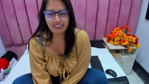 Miha online show from December 16, 2025, 3:55 am