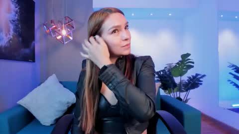 Miia 3 online show from February 25, 2026, 11:31 am