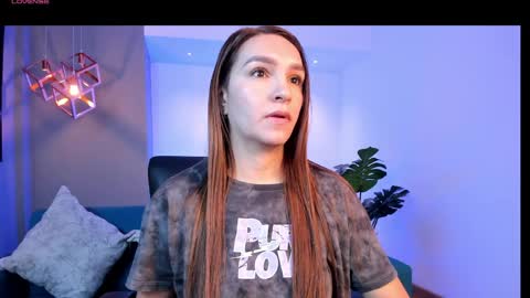 Miia 3 online show from April 7, 2026, 11:43 am