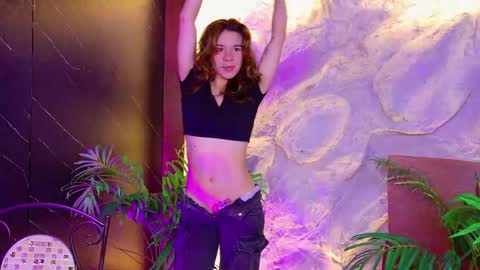  CALL ME MIA  online show from April 20, 2026, 4:21 pm