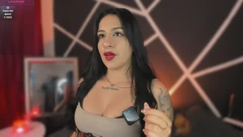 Snapshot of miiaa_stone chatting on May 26, 2026, 3:46 am miiaa stone online show from May 26, 2026, 3:46 am