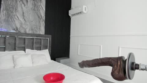 Mia Monroe online show from March 7, 2025, 5:51 am