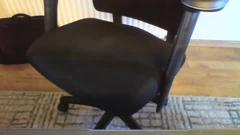 Snapshot of mik116 chatting on January 2, 2025, 9:33 am mik online show from January 2, 2025, 9:33 am