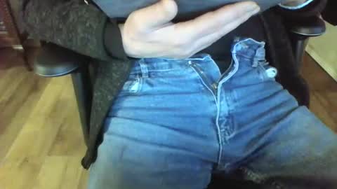 Snapshot of mik116 chatting on January 8, 2025, 2:46 pm mik online show from January 8, 2025, 2:46 pm